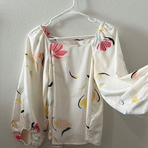 Floral blouse, size XS, 100% polyester